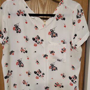Maurices nice top with black /red flower design